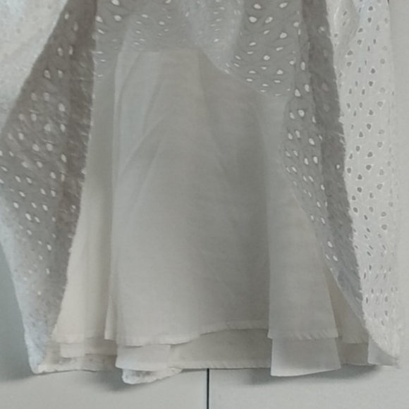 Lovely White Eyelet Detailed Mini Skater Skirt - Picture 3 of 12